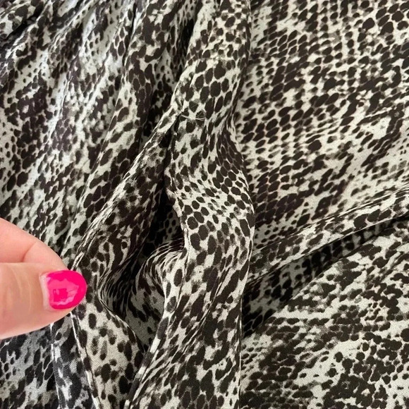 Anthropologie blank snake off shoulder romper - Picture 6 of 9